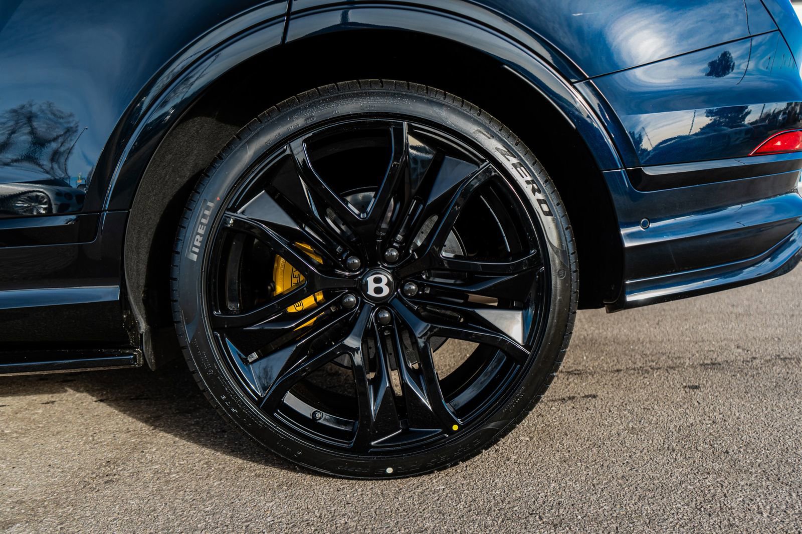 New 2026 Bentley Bentayga Speed image 7