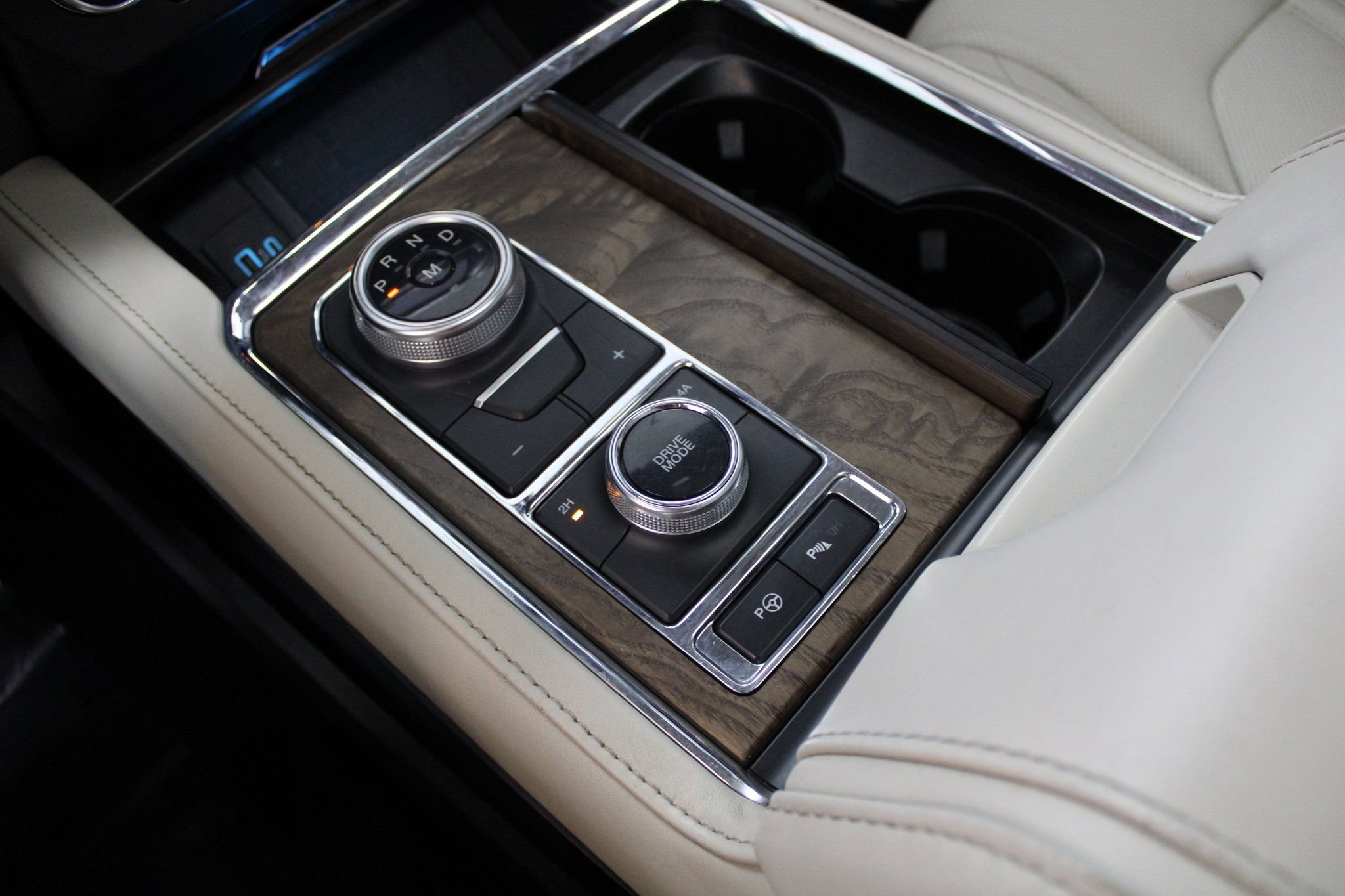 Used 2021 Ford Expedition Max Platinum image 44