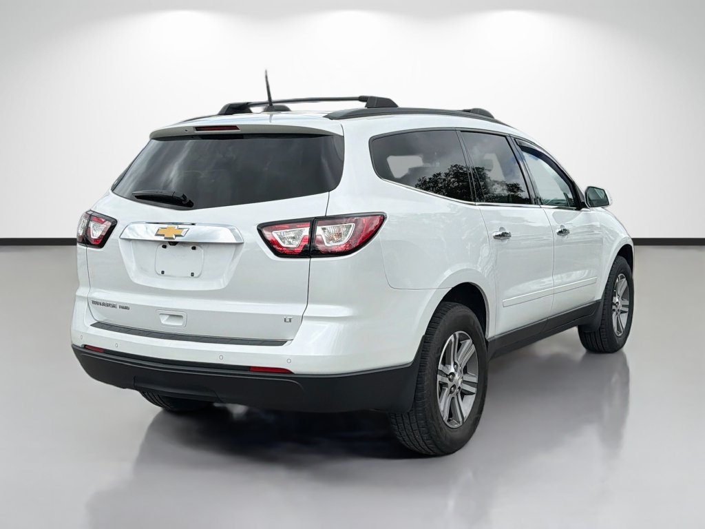 Used 2017 Chevrolet Traverse LT AWD/4WD image 3