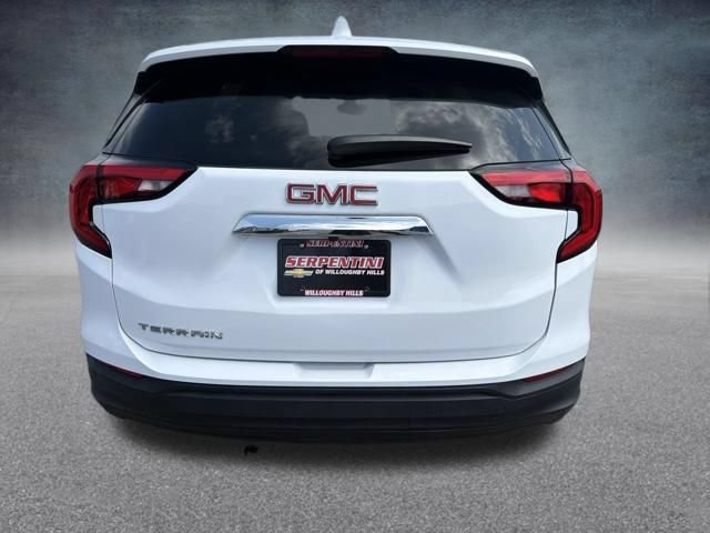 Used 2020 GMC Terrain SLE FWD image 8