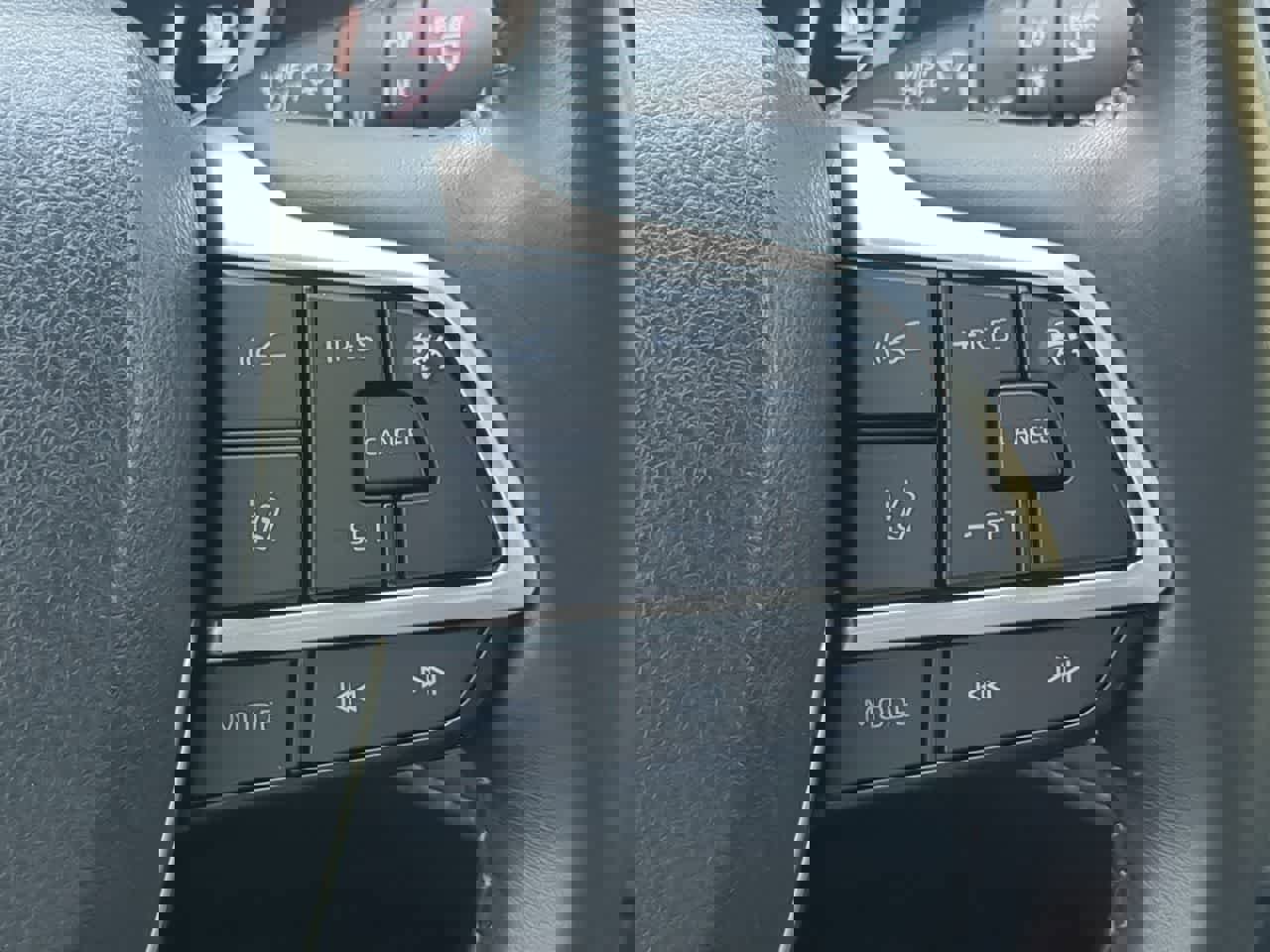 Used 2022 Toyota Highlander XSE image 27