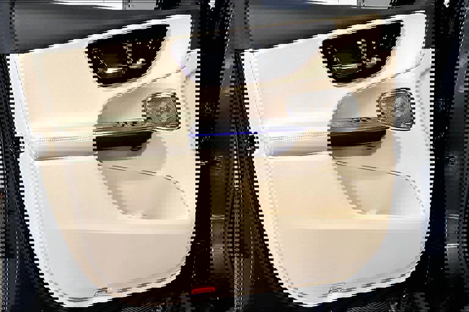 New 2026 Mercedes-Benz GLC 300 4MATIC image 11