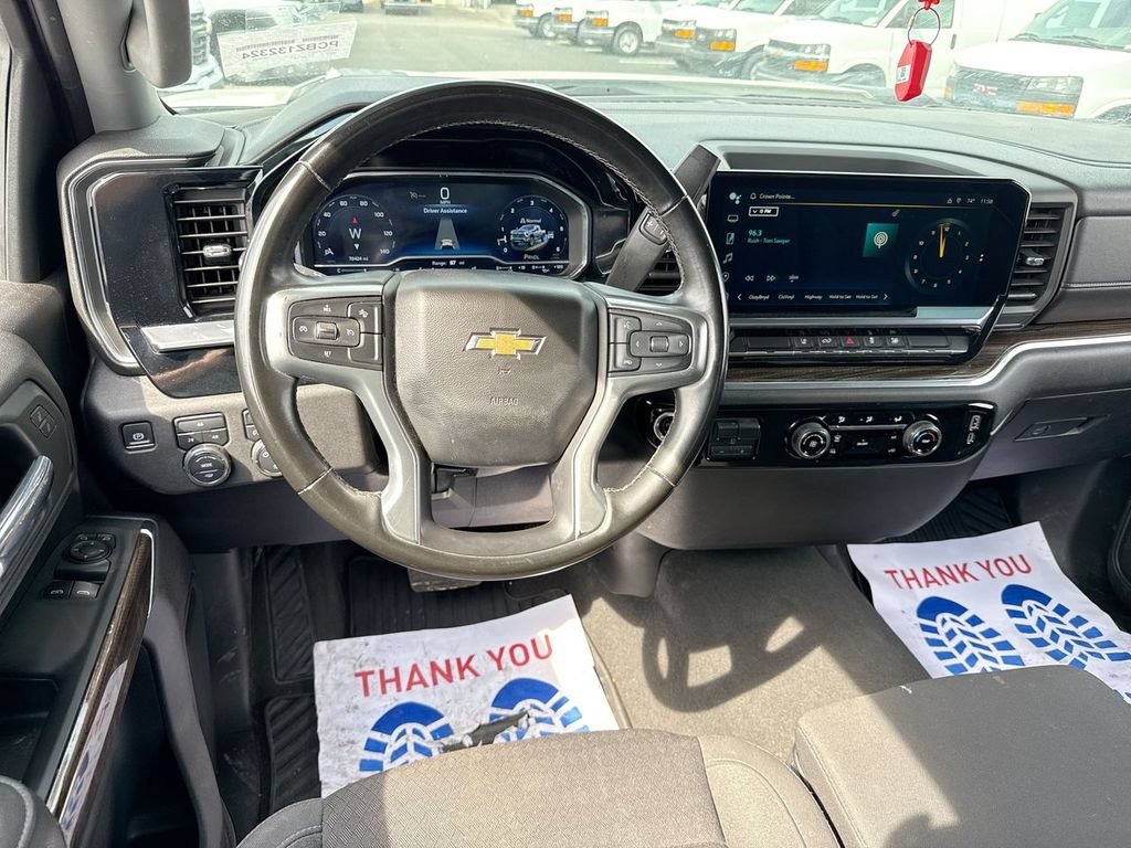 Used 2024 Chevrolet Silverado 2500 LT AWD/4WD image 14