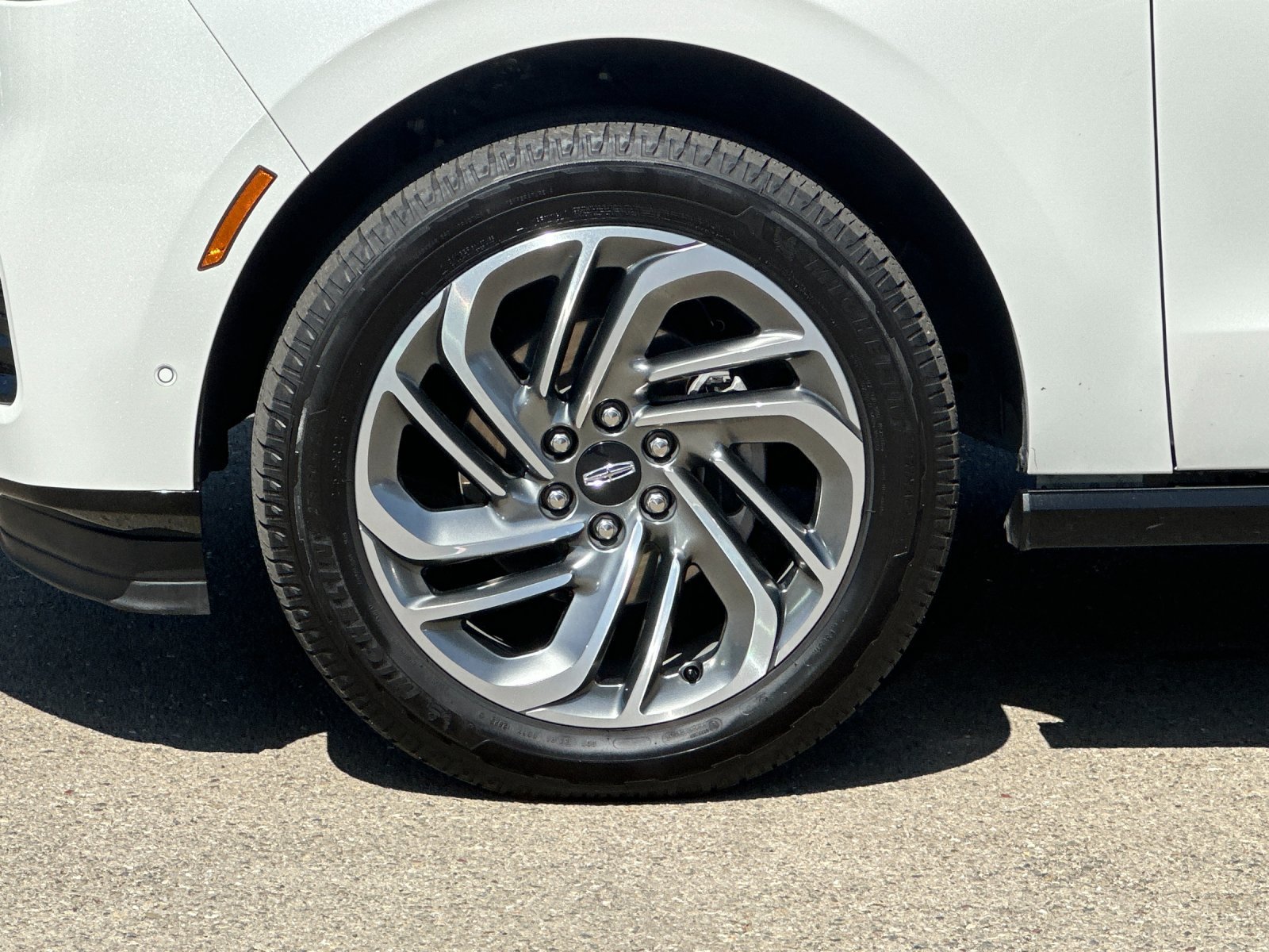 Certified 2025 Lincoln Navigator L Reserve AWD/4WD image 37