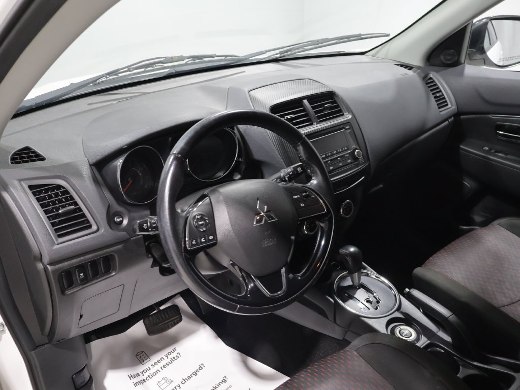 Used 2017 Mitsubishi Outlander Sport ES AWD/4WD image 13