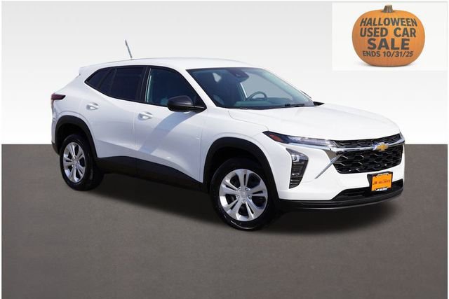 Used 2024 Chevrolet Trax LS w/ Driver Confidence Package