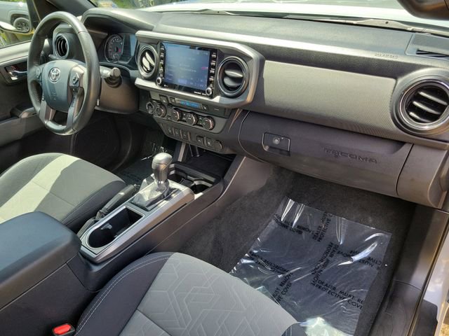 Used 2020 Toyota Tacoma TRD Off-Road w/ TRD Premium Off Road Package AWD/4WD image 17