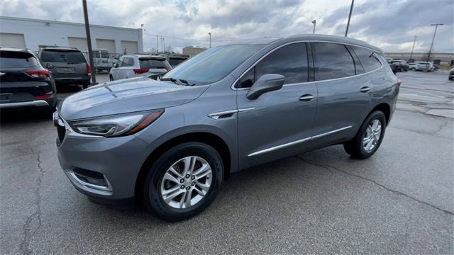 Used 2021 Buick Enclave Essence image 6