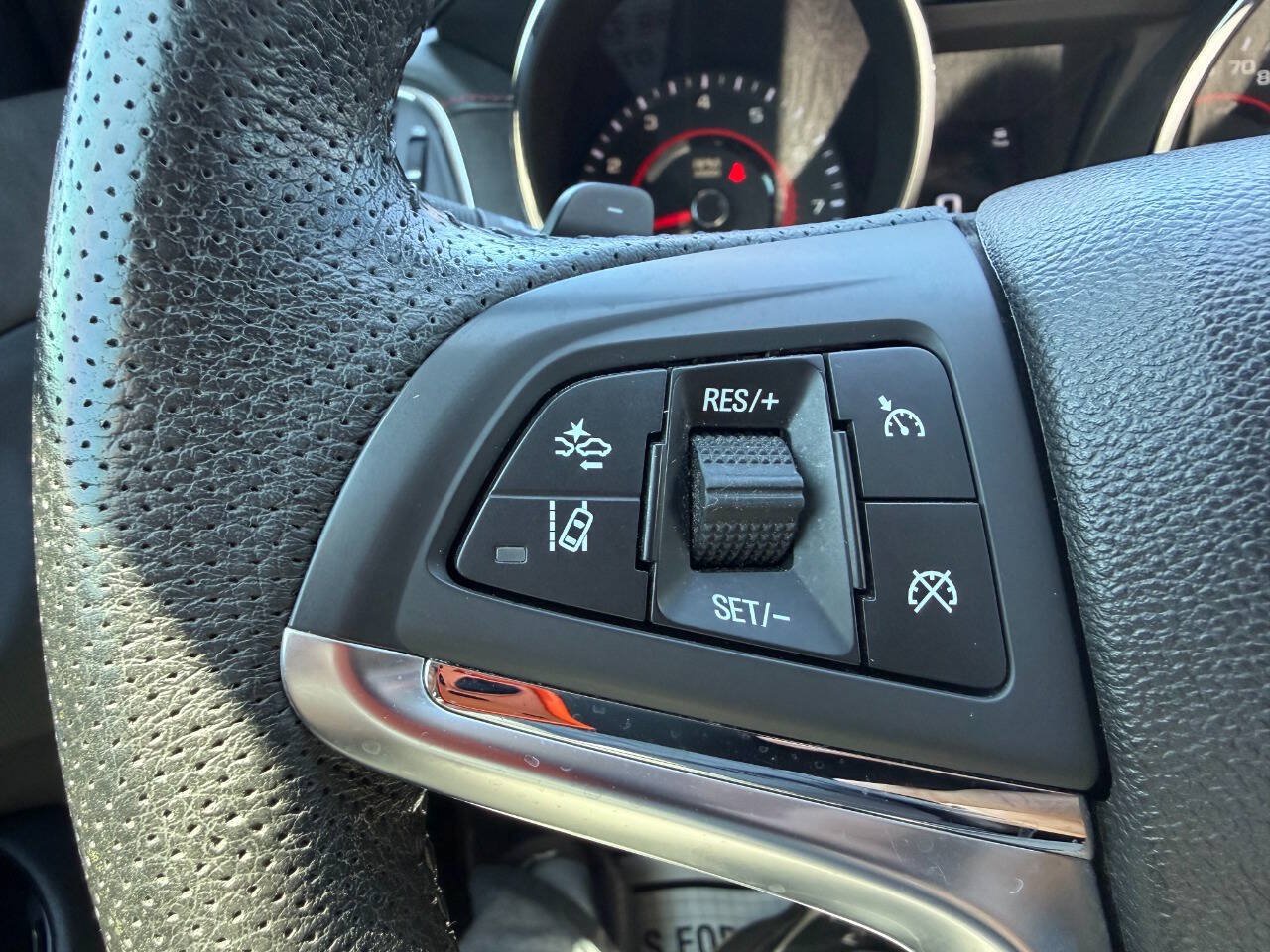 Used 2015 Chevrolet SS RWD image 21