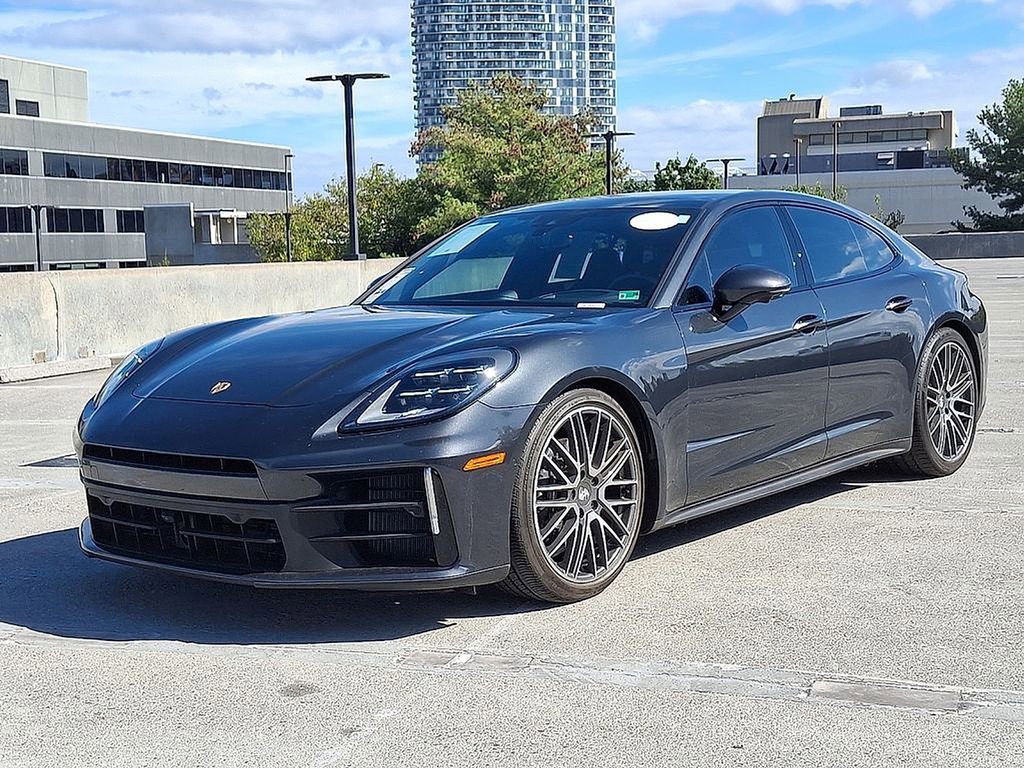 Used 2024 Porsche Panamera image 1