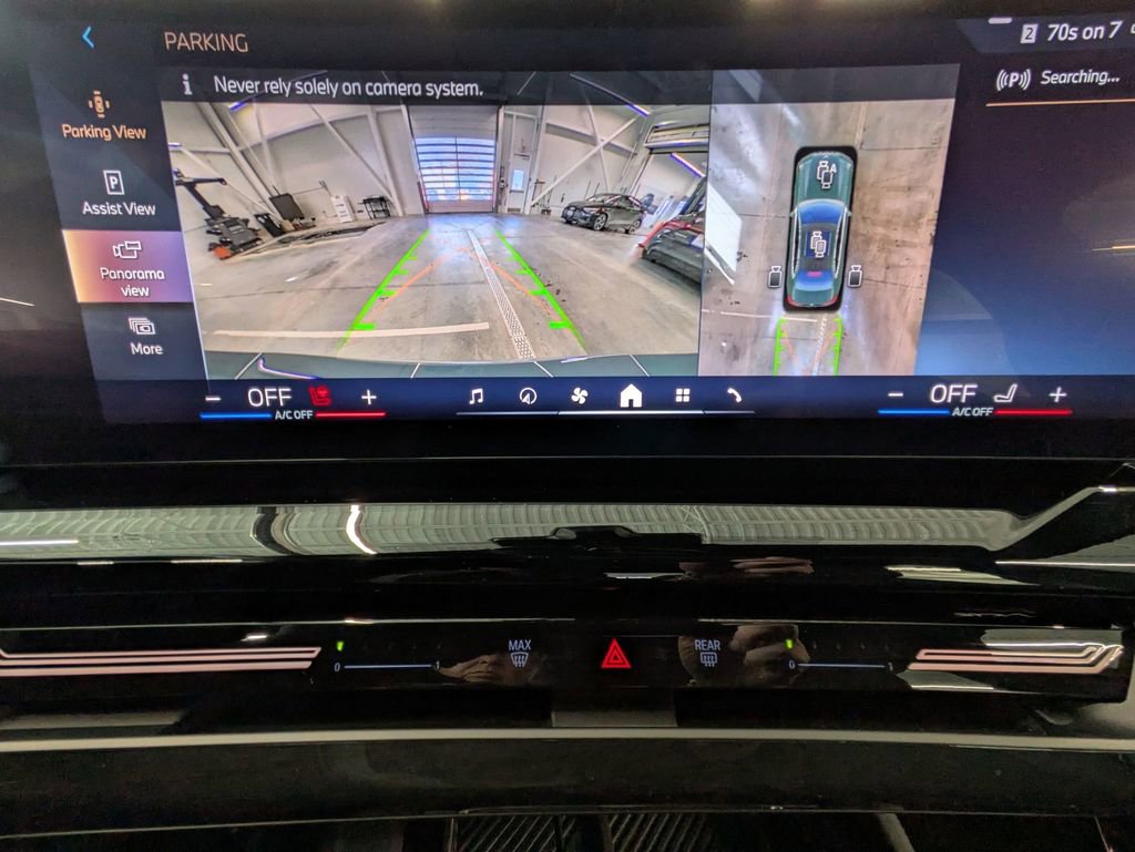 Certified 2025 BMW 530i xDrive w/ Premium Package image 25