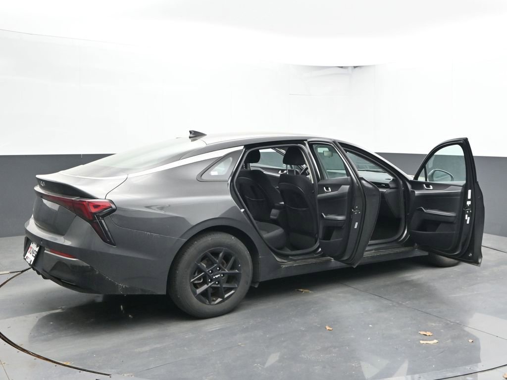Used 2025 Kia K5 LXS FWD image 57