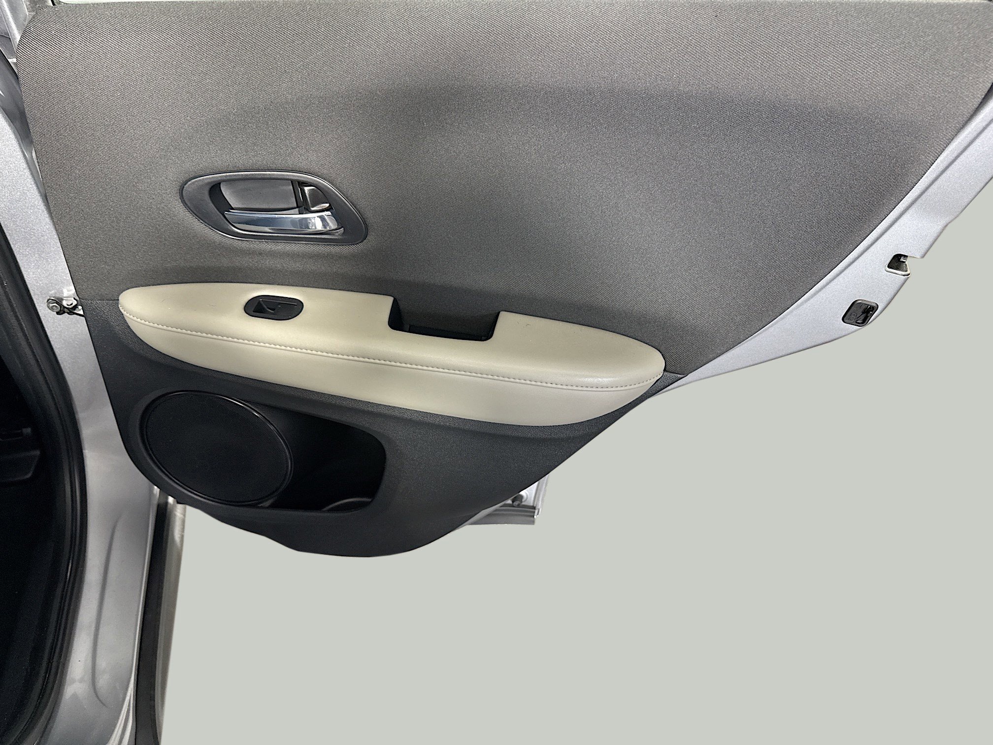 Used 2021 Honda HR-V LX image 27