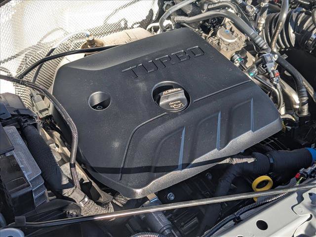 Used 2024 Buick Encore GX Sport Touring image 21