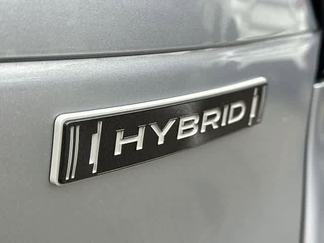 Certified 2025 Subaru Forester Touring AWD/4WD image 30
