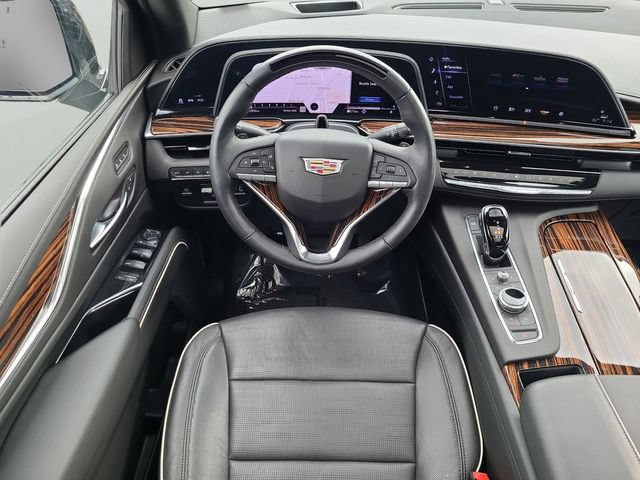 Used 2024 Cadillac Escalade ESV Premium Luxury w/ Performance Package AWD/4WD image 14