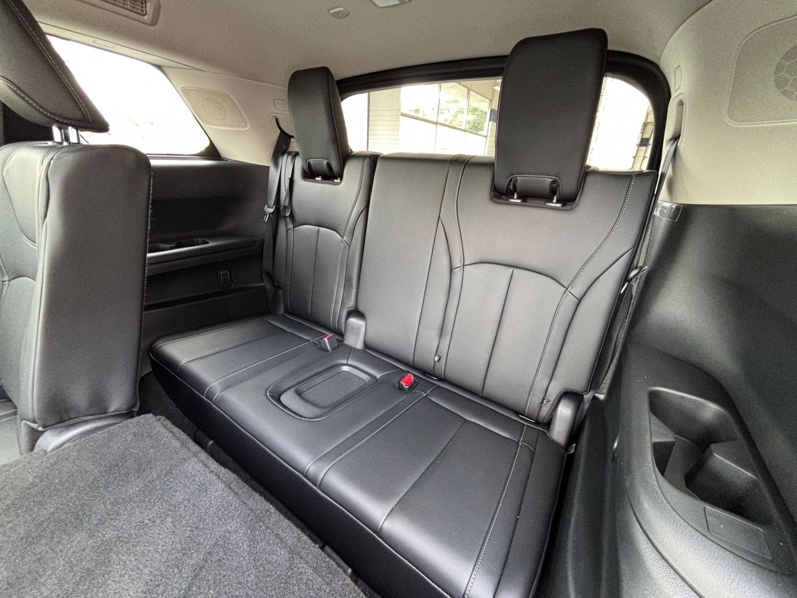 Used 2026 INFINITI QX60 Luxe FWD image 32