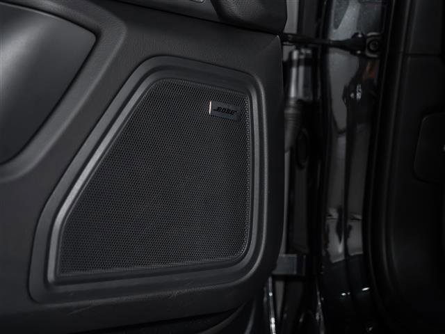 Used 2025 Porsche Macan image 23