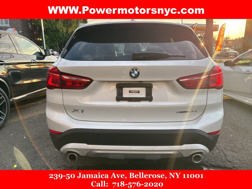 Used 2022 BMW X1 xDrive28i w/ Convenience Package AWD/4WD image 3