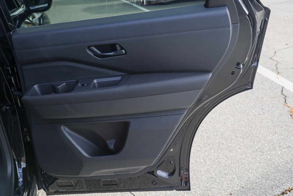 New 2026 Nissan Pathfinder SV FWD image 19