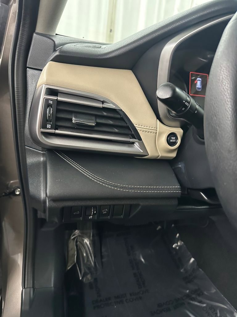 Used 2021 Subaru Outback Limited image 15