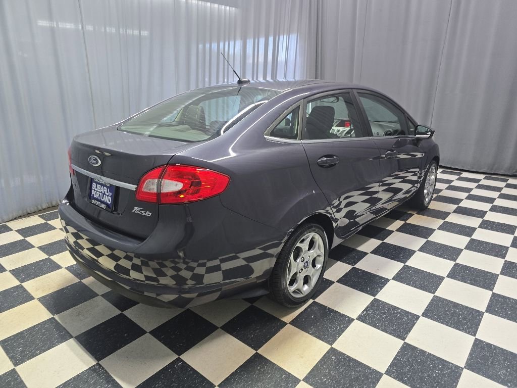 Used 2012 Ford Fiesta SEL FWD image 5