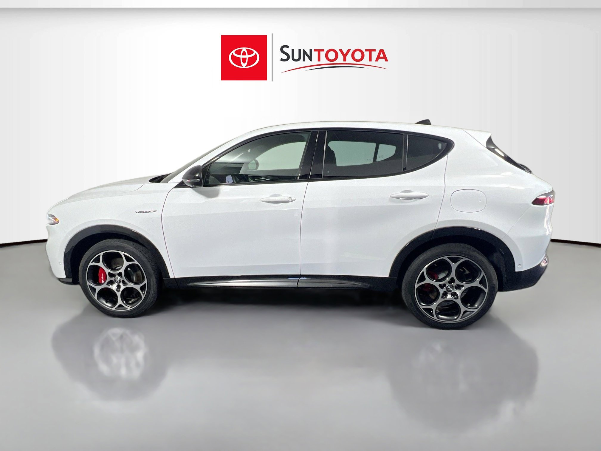 Used 2024 Alfa Romeo Tonale Veloce w/ Active Assist Package AWD/4WD image 7