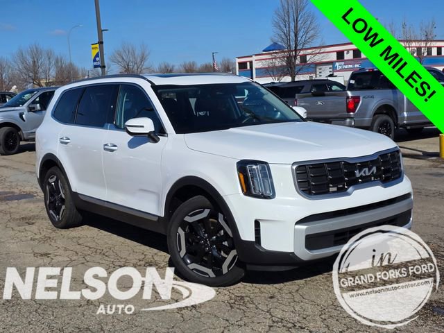 Used 2025 Kia Telluride S FWD image 1