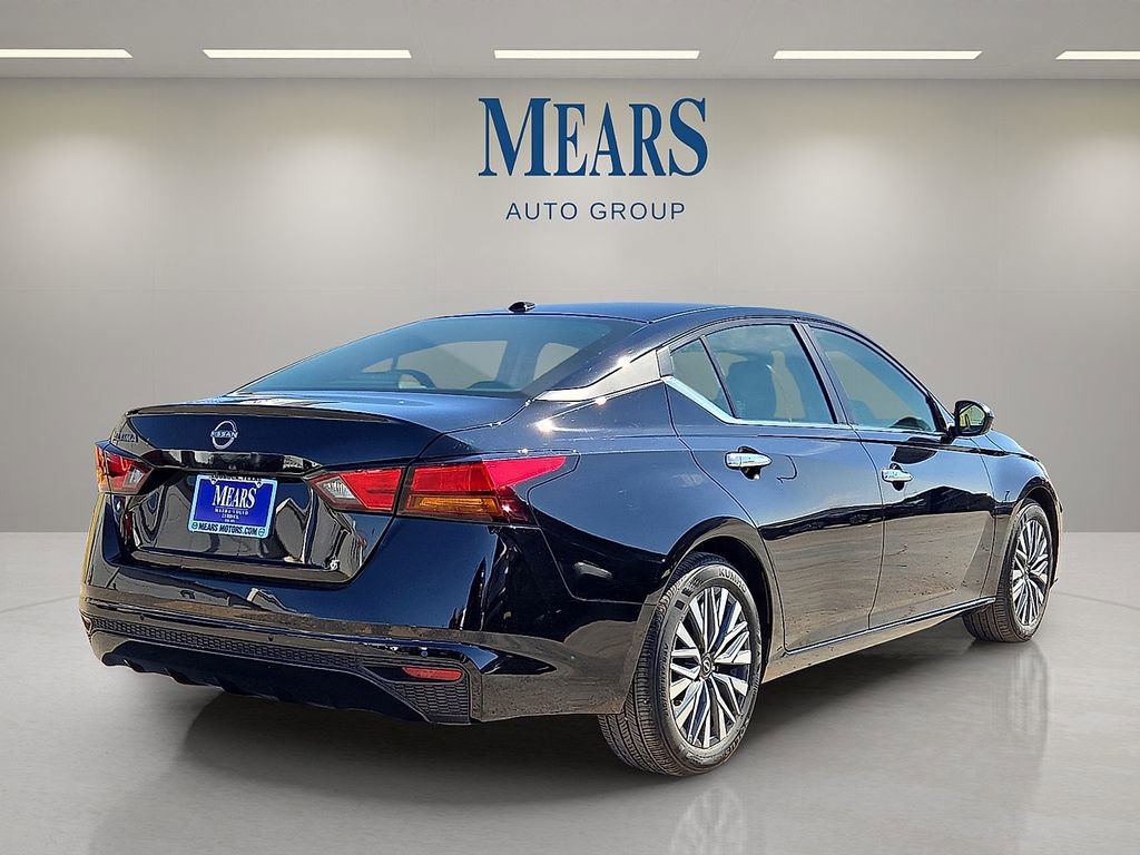Used 2025 Nissan Altima 2.5 SV image 5