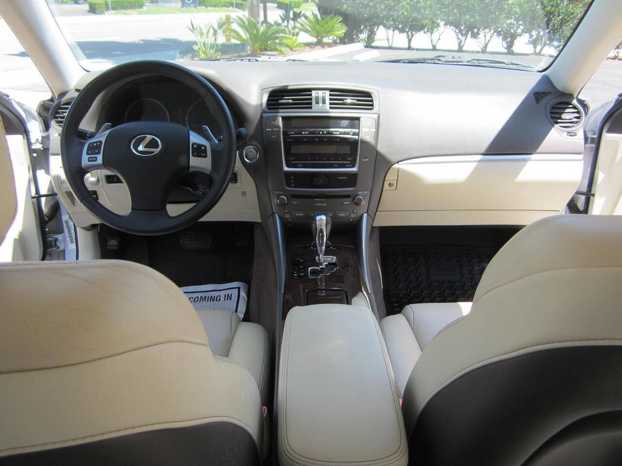 Used 2011 Lexus IS 250 w/ Premium Pkg Value Edition RWD image 18