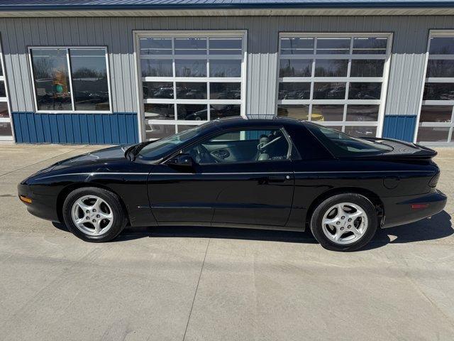 Used 1995 Pontiac Firebird Formula RWD image 5
