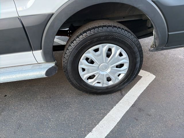 Used 2024 Ford Transit 250 Low Roof w/ Exterior Upgrade Package image 17