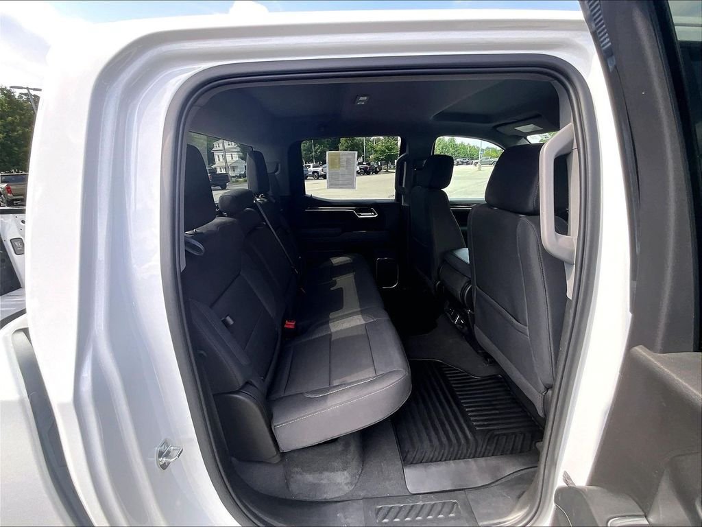 Used 2024 GMC Sierra 1500 Elevation AWD/4WD image 16