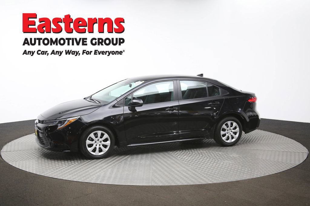 Used 2024 Toyota Corolla LE image 56