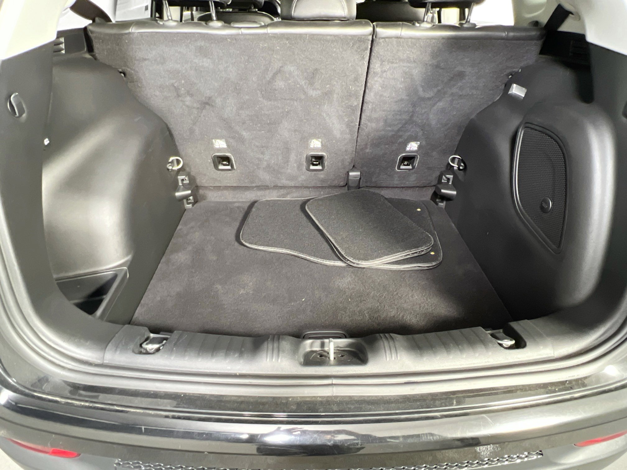 Used 2022 Jeep Compass Latitude w/ Sun and Sound Group image 24