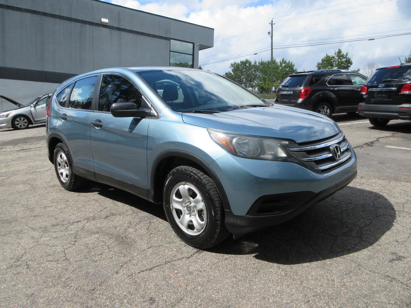 Used 2014 Honda CR-V LX image 3