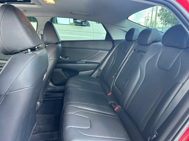 Used 2023 Hyundai Elantra Limited FWD image 15
