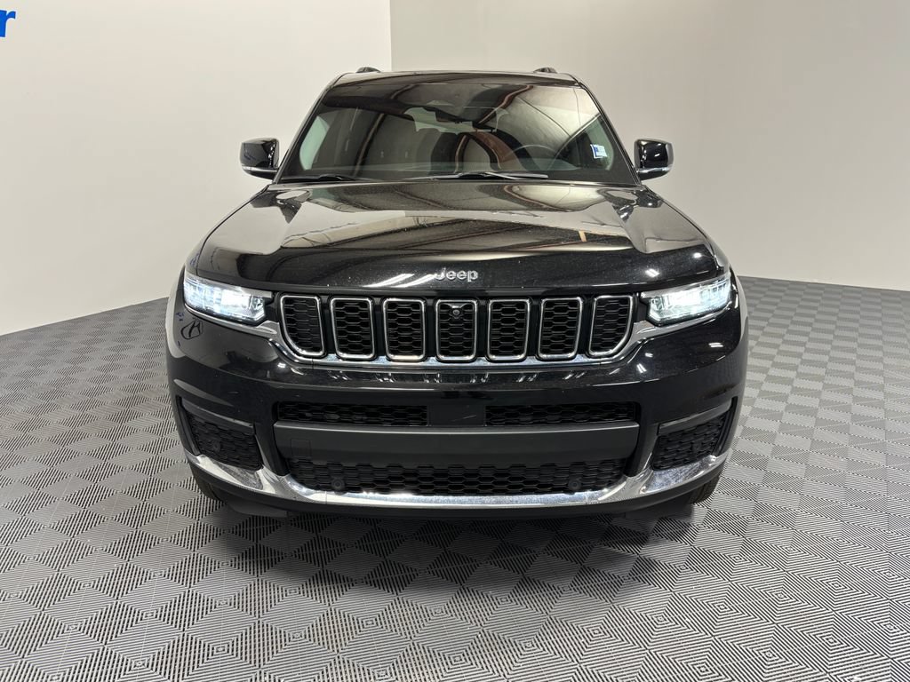 Used 2022 Jeep Grand Cherokee L Limited w/ Luxury Tech Group II AWD/4WD image 8