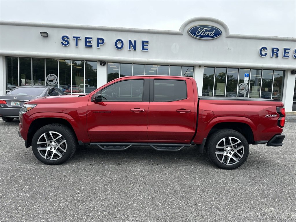 Used 2023 Chevrolet Colorado Z71 w/ Z71 Convenience Package 2 image 7