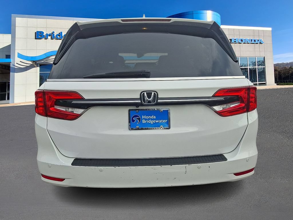 Used 2023 Honda Odyssey Elite image 5