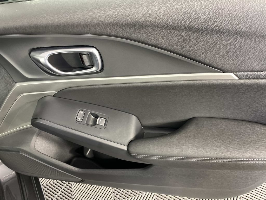 Used 2025 Acura Integra FWD image 24