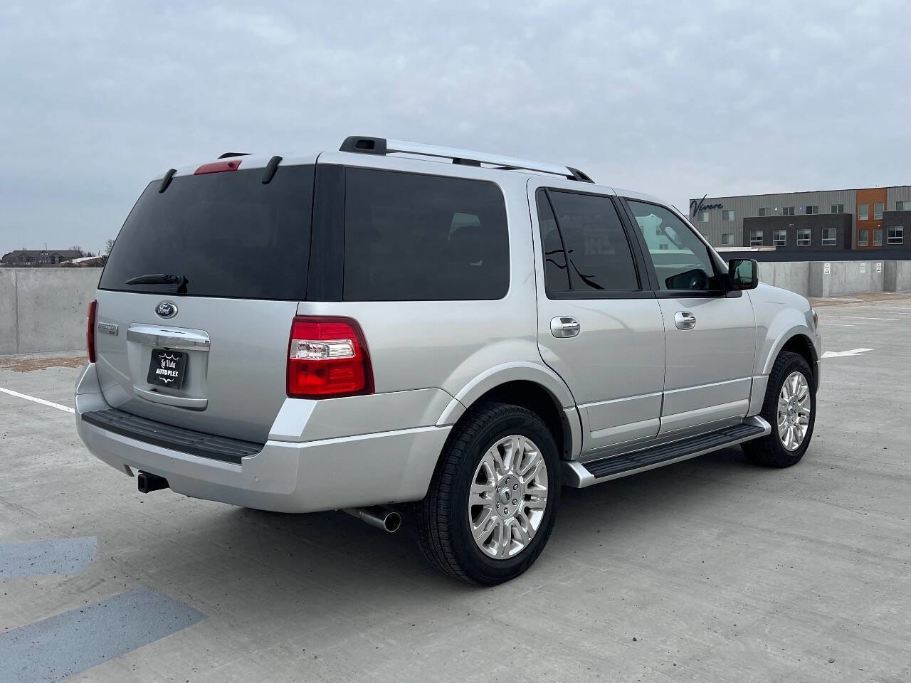 Used 2011 Ford Expedition Limited image 6