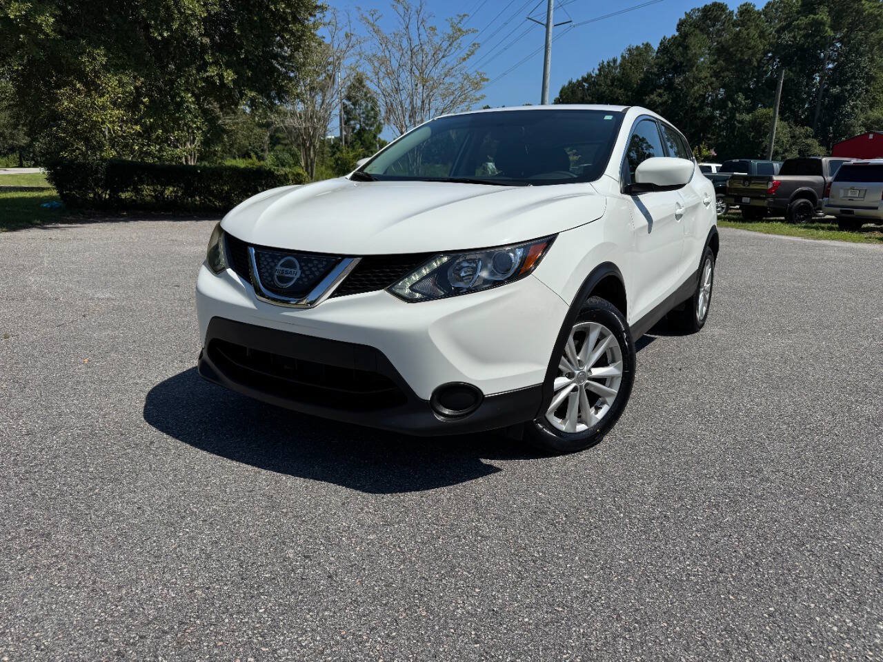 Used 2018 Nissan Rogue Sport S w/ S Appearance Package FWD image 27