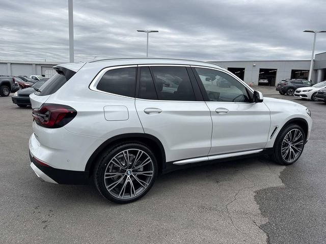 Used 2023 BMW X3 xDrive30i w/ Premium Package image 2