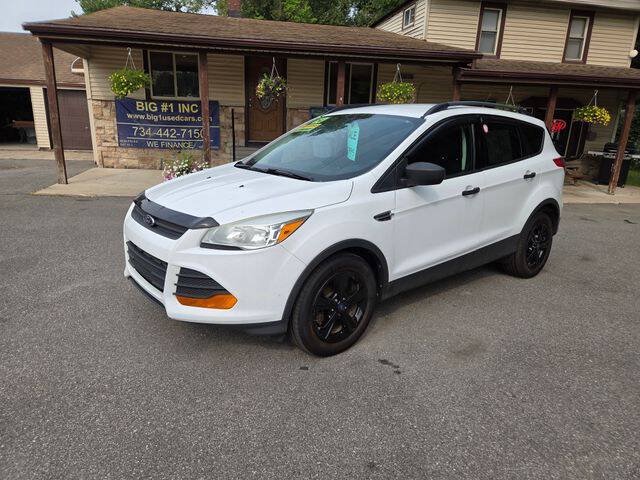Used 2014 Ford Escape S w/ Equipment Group 101B FWD image 2