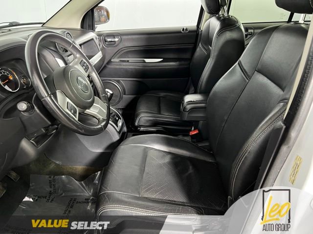 Used 2016 Jeep Compass High Altitude FWD image 9