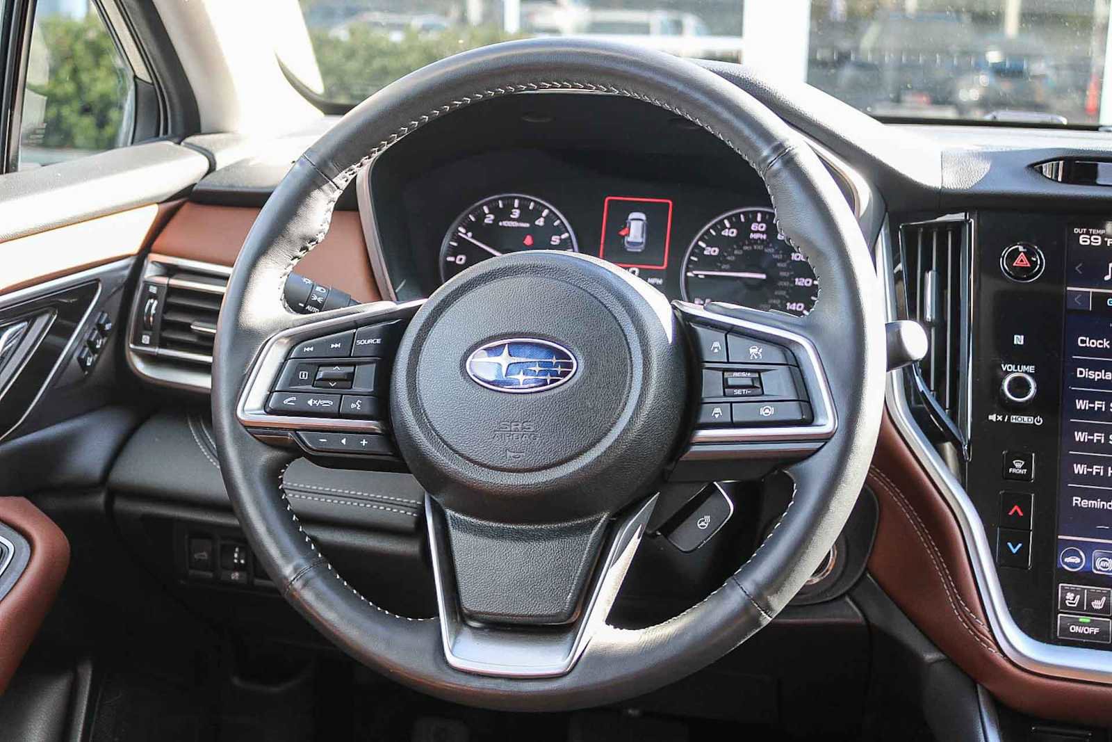 Certified 2024 Subaru Outback Touring AWD/4WD image 15