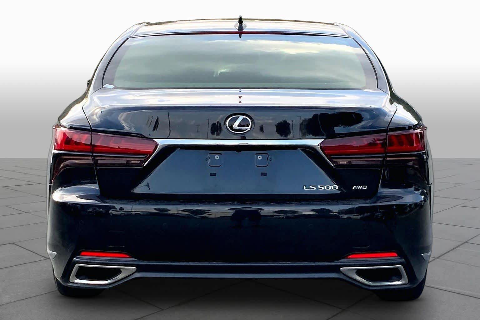 Certified 2022 Lexus LS 500 AWD w/ Interior Upgrade Package image 5
