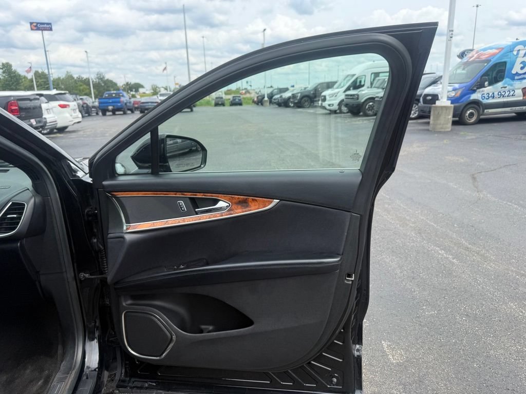 Used 2018 Lincoln MKX Reserve FWD image 51