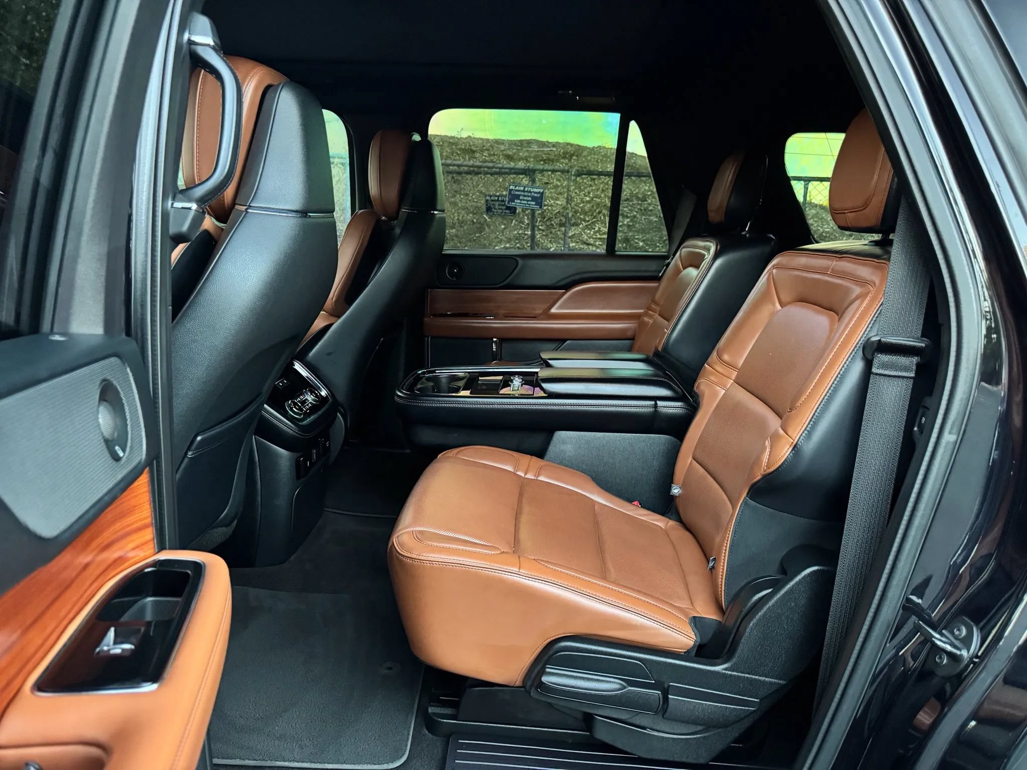 Used 2019 Lincoln Navigator L Reserve AWD/4WD image 19